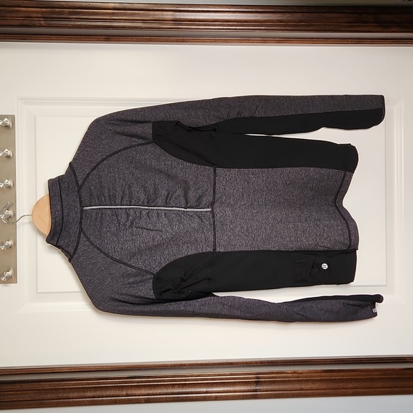 Lululemon Run Switchback 1/2 Zip - Picture 4 of 4